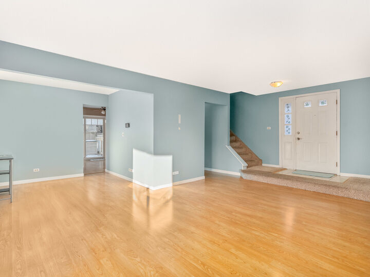 Property Photo: 1655 Trafalgar Lane IL 60504