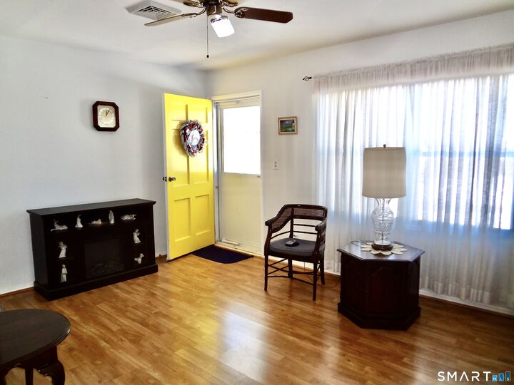 Property Photo:  4 Beverly Drive  CT 06401 