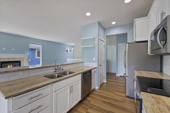 Property Photo:  2905 S Custer Ln  WA 99223 