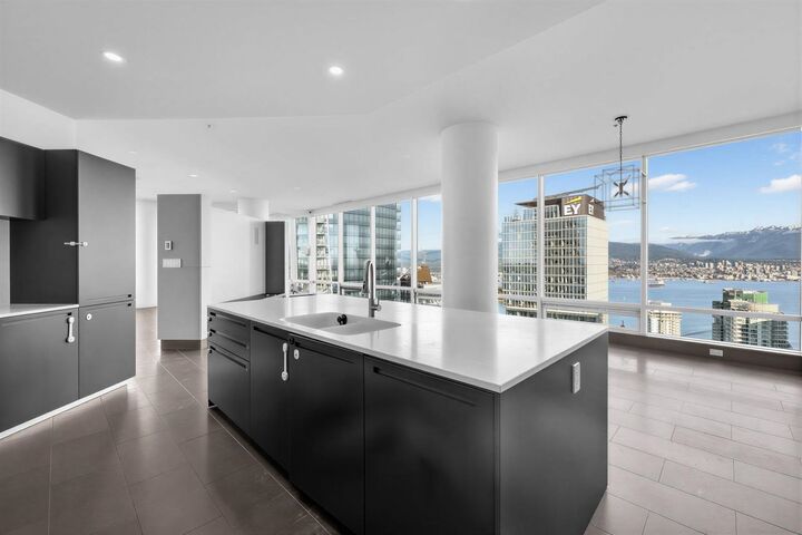 Property Photo: 1128 W Georgia Street 4401 BC V6E 0A8