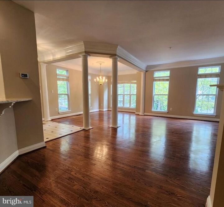 Property Photo:  5058 Minda Court  VA 22304 