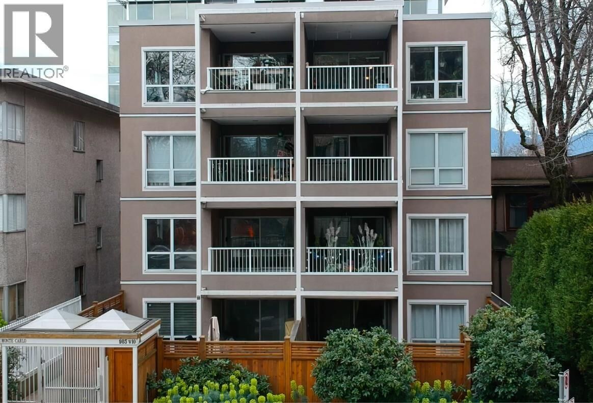 MLS#R3085251: 985 West 10th Avenue 403, Vancouver, BC V5Z 1L9