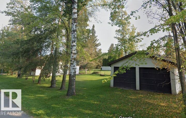 Property Photo:  5231 48A Avenue  AB T0A 0A0 