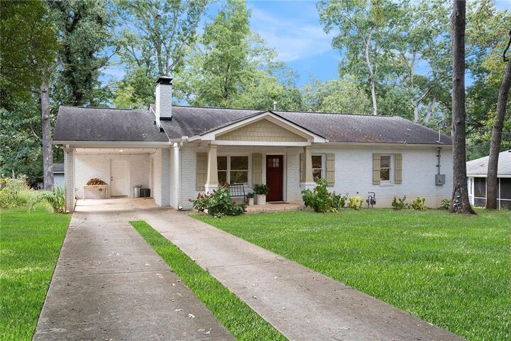 Property Photo: 1347 Dorothy Drive GA 30030