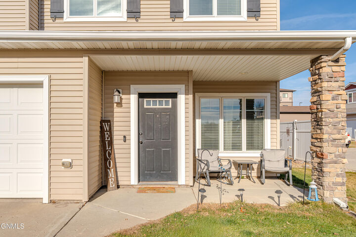 Property Photo:  1149 Santa Fe Avenue  ND 58504 