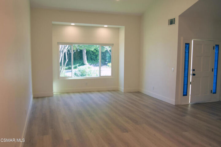 Property Photo:  5563 Micaela Drive  CA 91301 