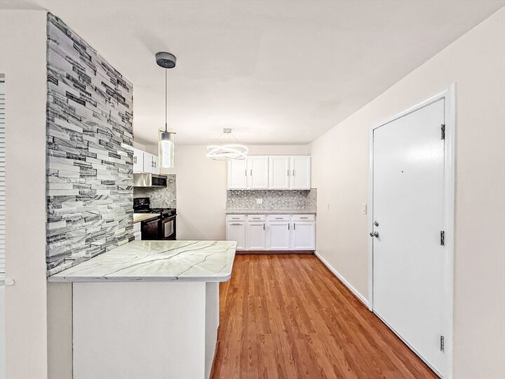 Property Photo:  6 Venice St B3  MA 01923 