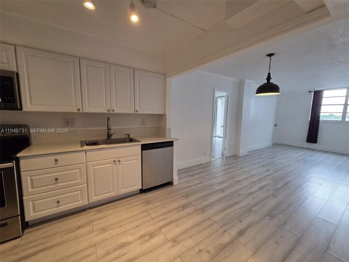 Property Photo:  2903 NE 163 405  FL 33160 