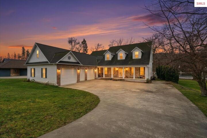 Property Photo:  322 S Coho Rd  ID 83854 