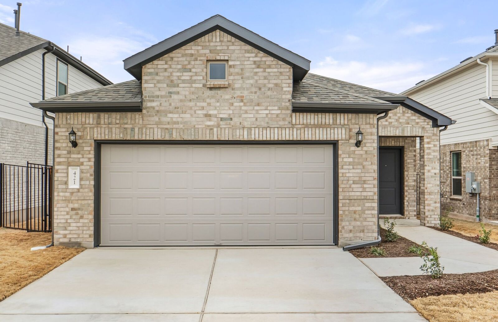 Property Photo:  421 Bristlecone Bend  TX 78642 