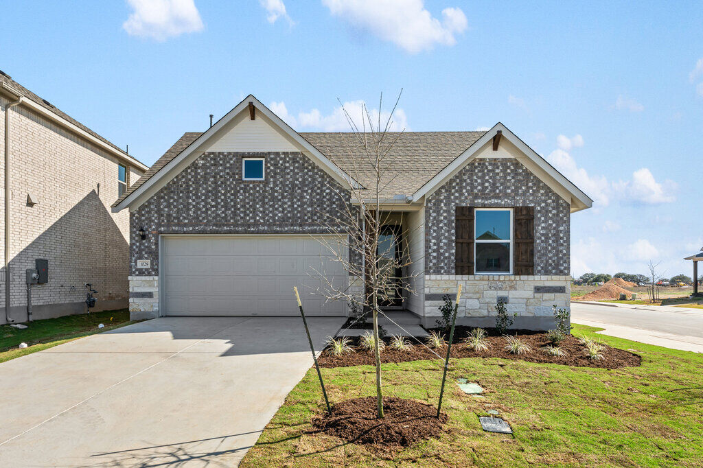 Property Photo: 1029 Smudge Way TX 78633