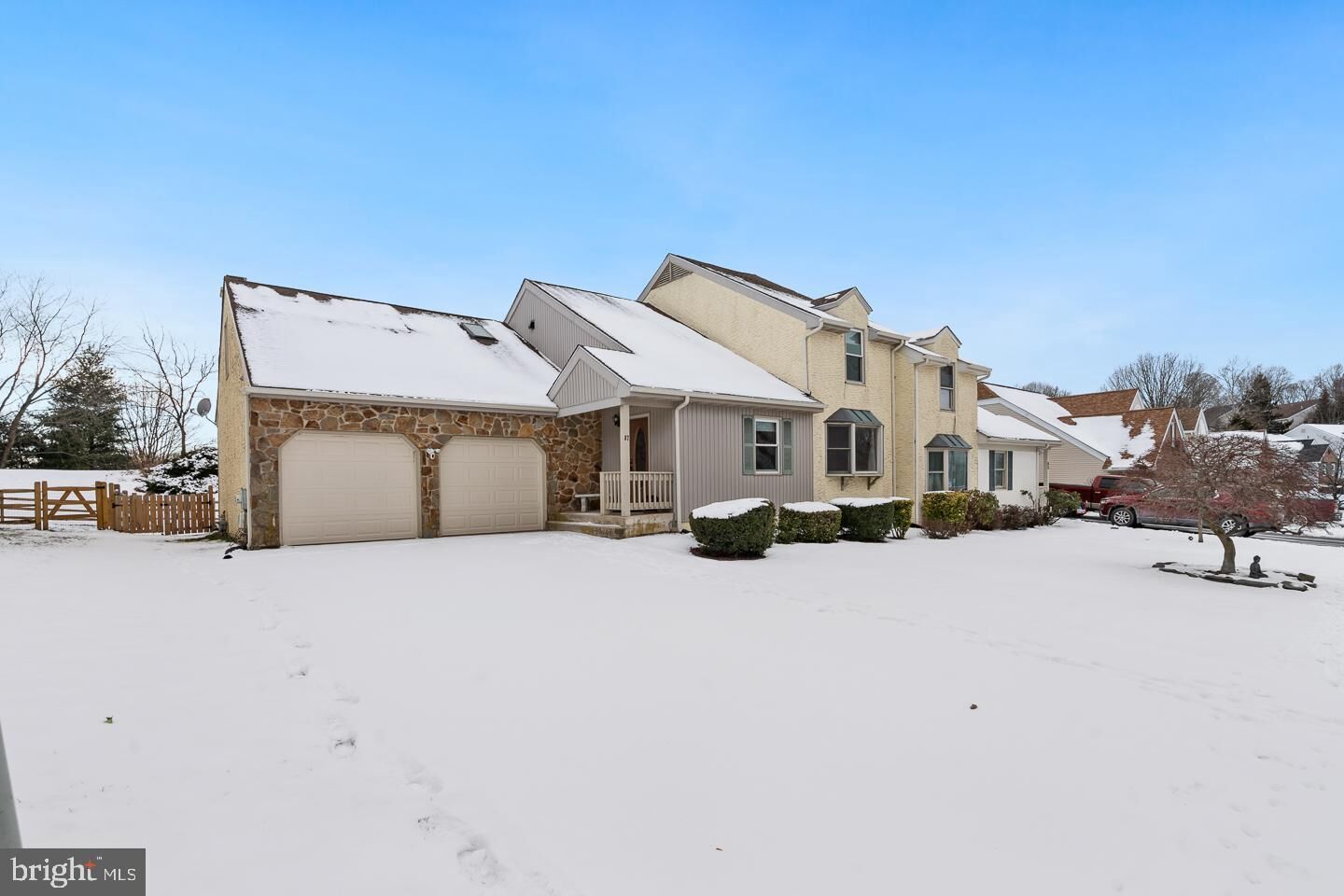 Property Photo:  87 Chandler Court  DE 19707 