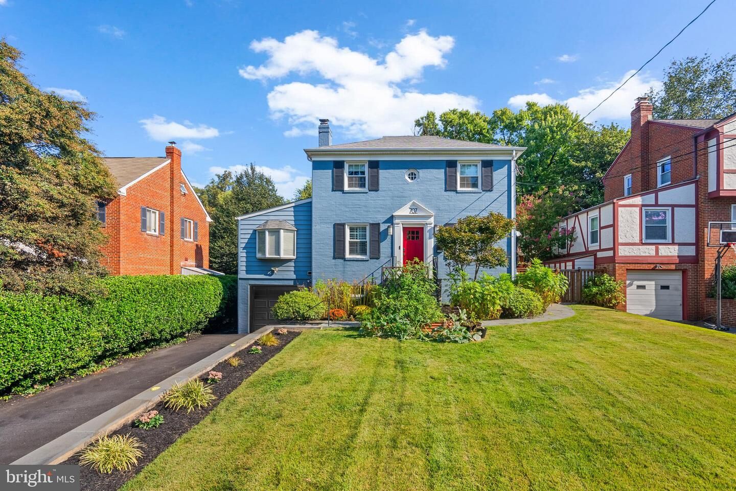 Property Photo:  707 Forest Glen Road  MD 20901 