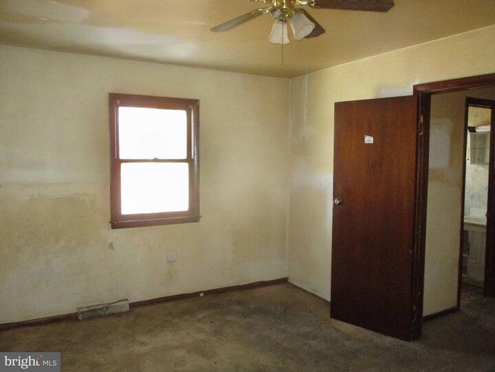 Property Photo:  211 Greenwood Street  MD 21921 