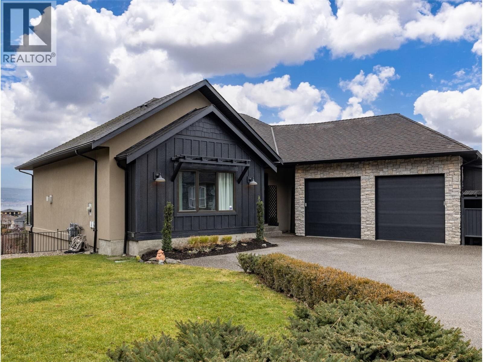 Property Photo:  509 Caramillo Court  BC V1V 2K9 