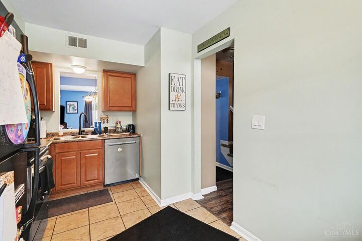 Property Photo:  14 Tidewater Trace  OH 45103 