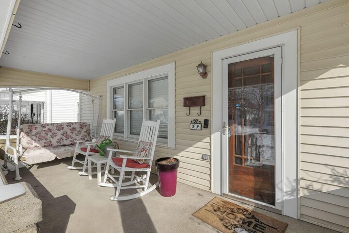 Property Photo:  28 N Hazelwood Avenue  OH 43055 