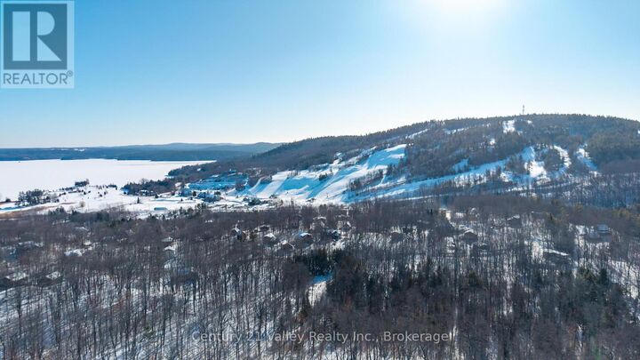 Property Photo:  42 Crestview Drive  ON K0J 1H0 