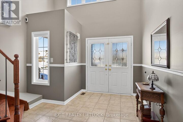 Property Photo:  1403 Ireland Drive  ON K9K 0A7 