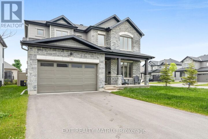 Property Photo:  700 Namur Street  ON K0A 1W0 