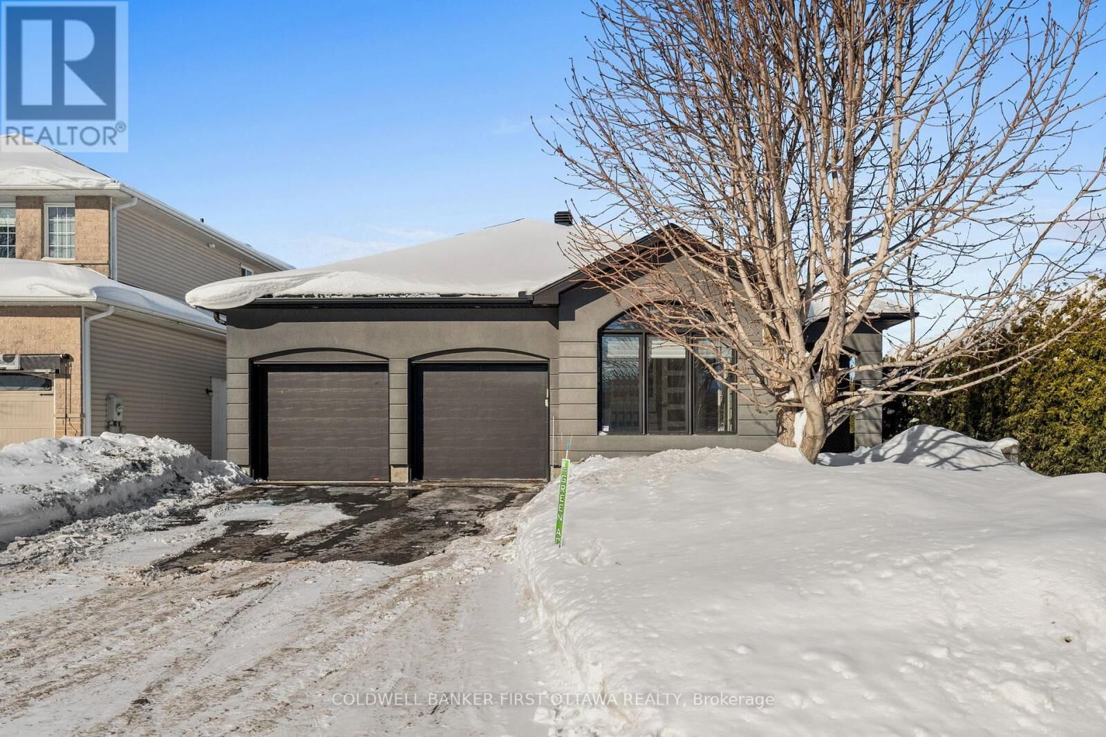 Property Photo:  1828 Heatherstone Crescent  ON K4A 4P2 