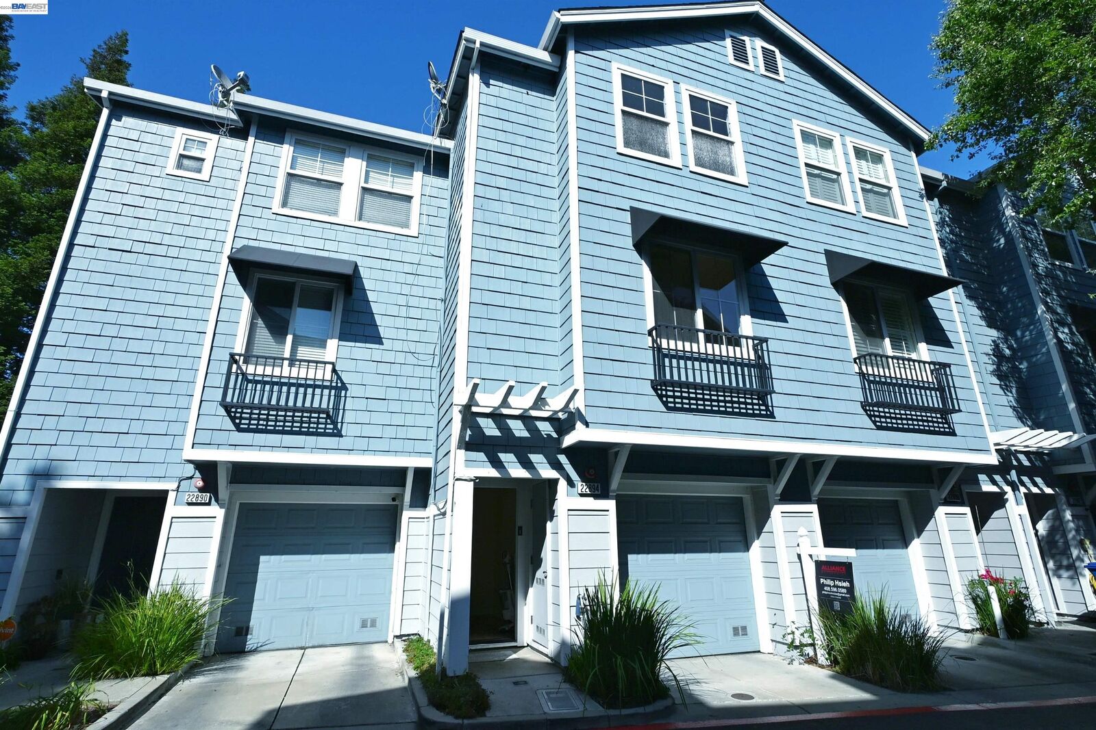 Property Photo:  22894 Kingsford Way  CA 94541 