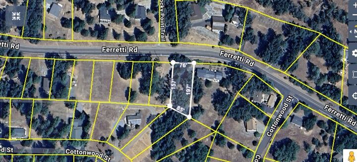 Property Photo:  19691 Ferretti Rd  CA 95321 