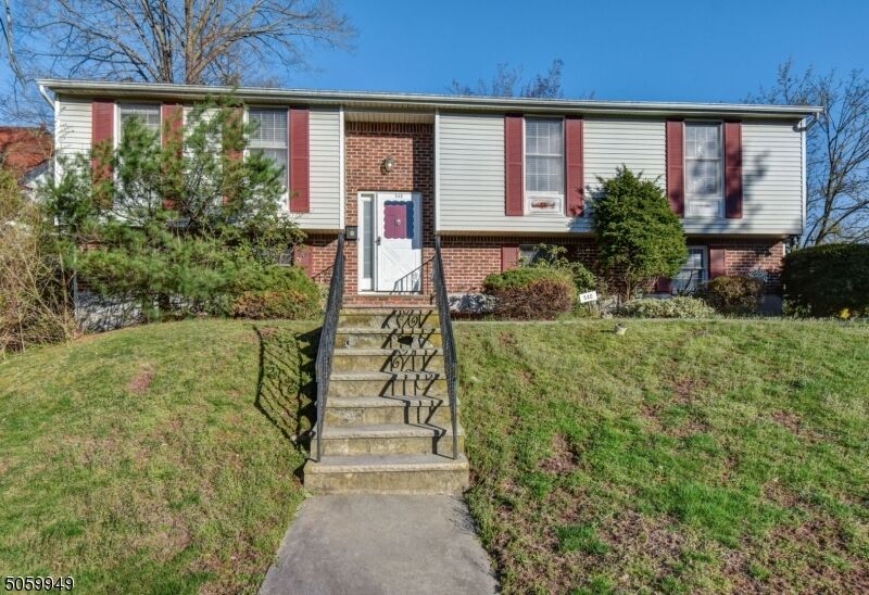 Property Photo:  540 Centre St  NJ 07079 