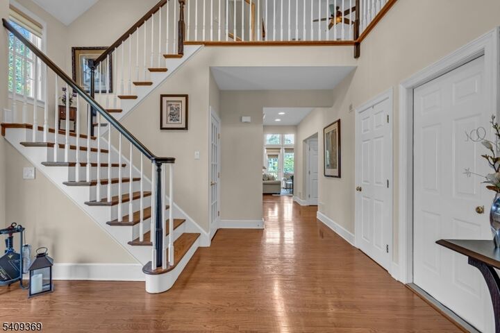 Property Photo:  41 Dickinson Rd  NJ 07920 