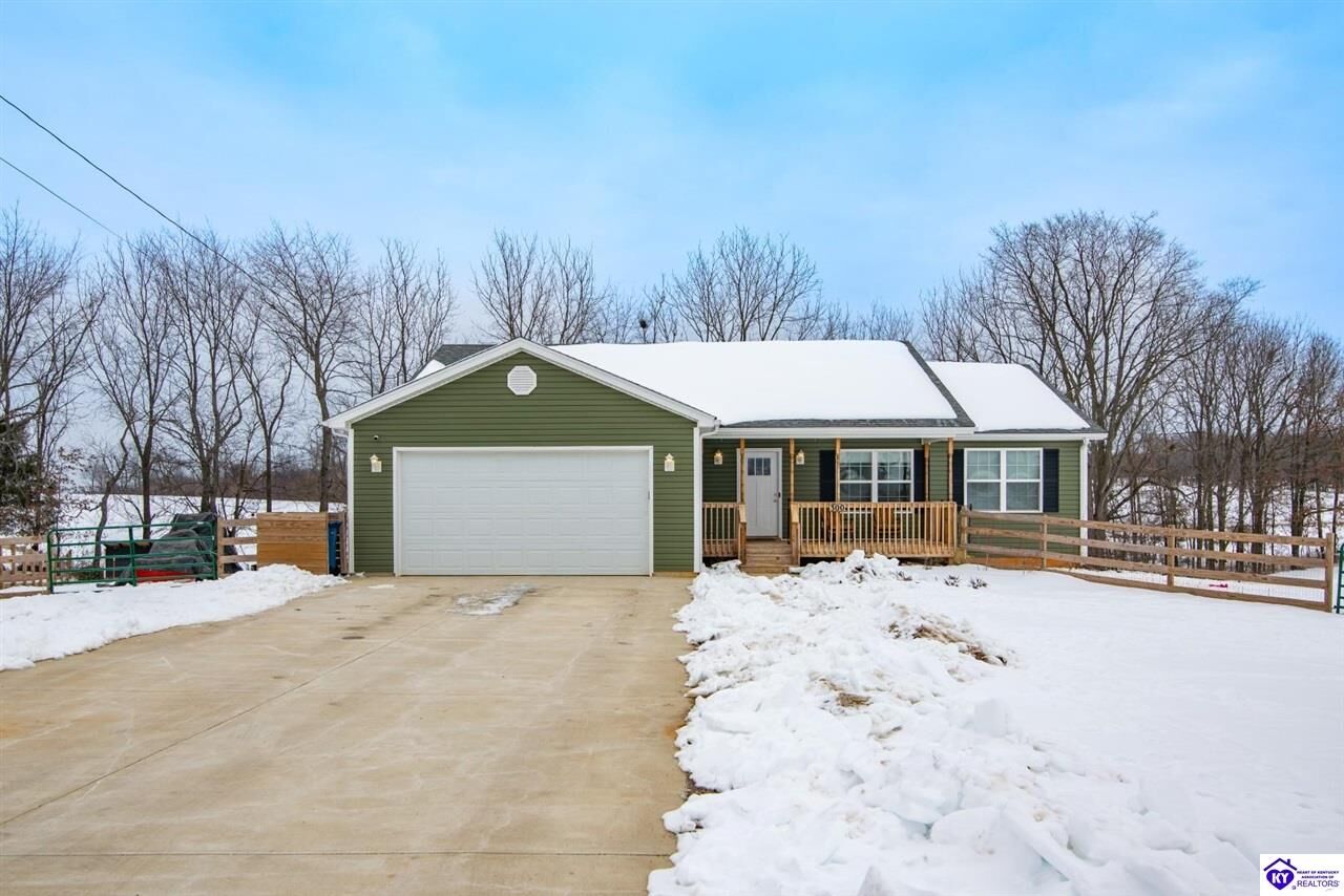 Property Photo: 300 Reuben Lane KY 40142