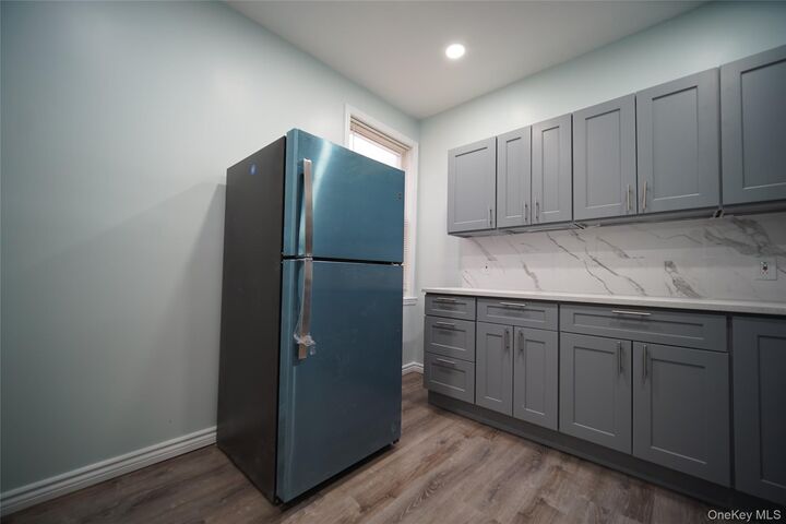 Property Photo:  723 E 227th Street  NY 10466 