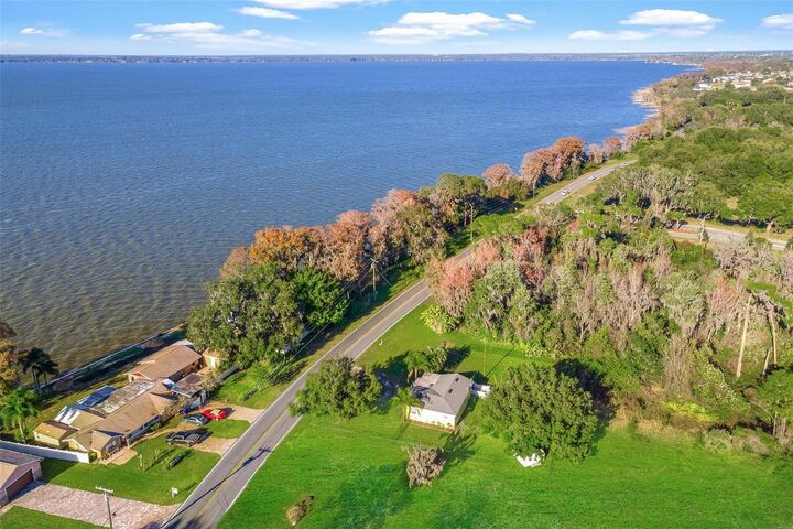 Property Photo:  32828 Lake Eustis Drive  FL 32778 