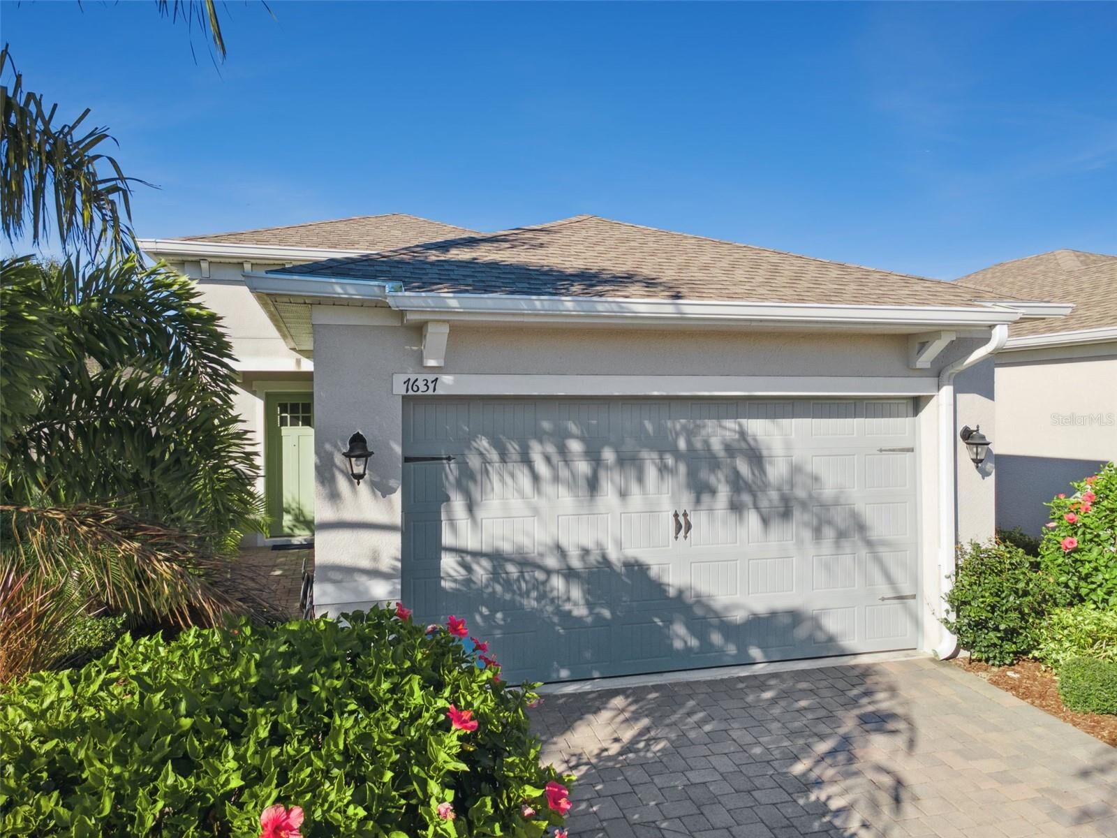 Property Photo:  7637 Sand Pierre Court  FL 34747 