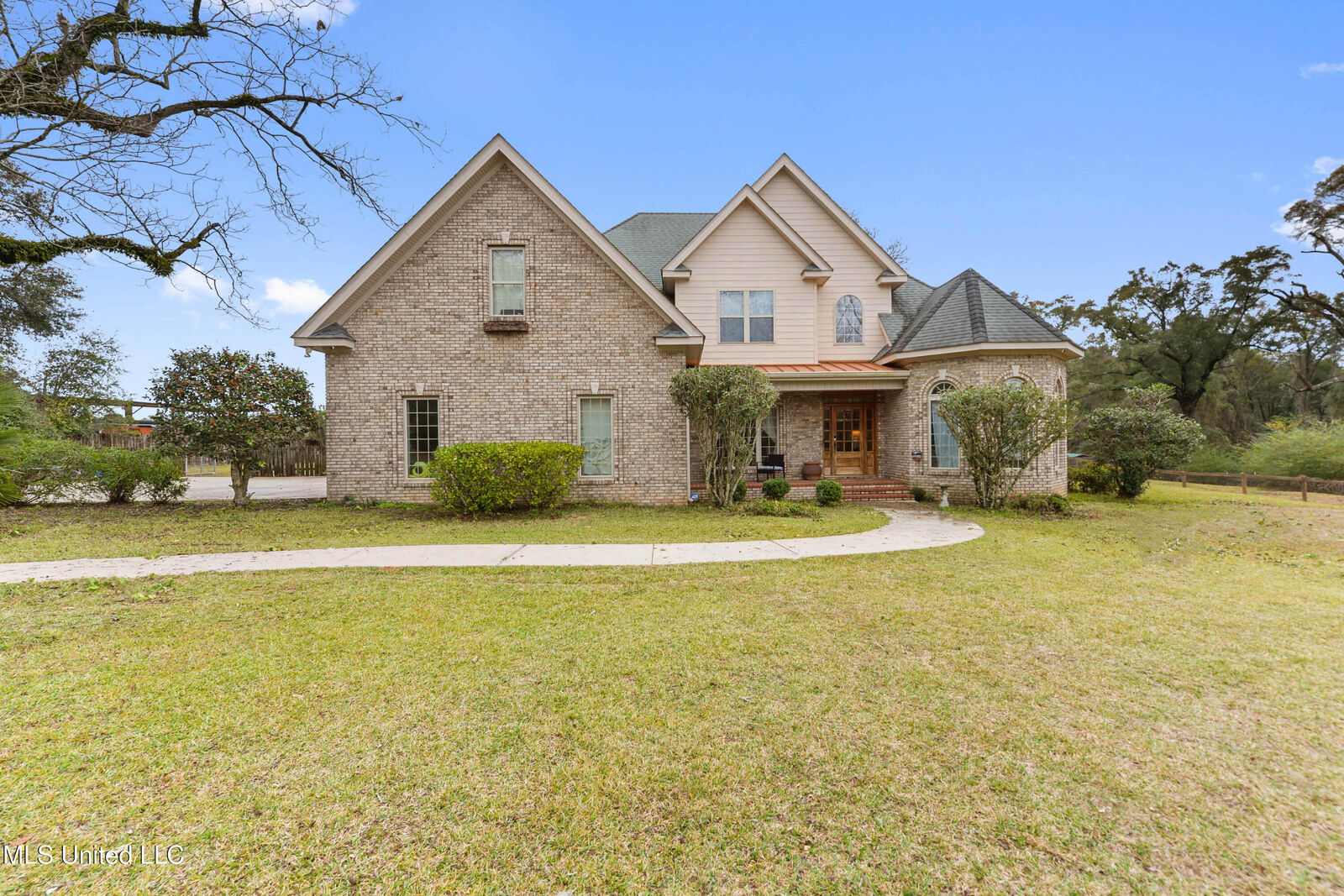 Property Photo: 1266 Mill Street Ext MS 39452