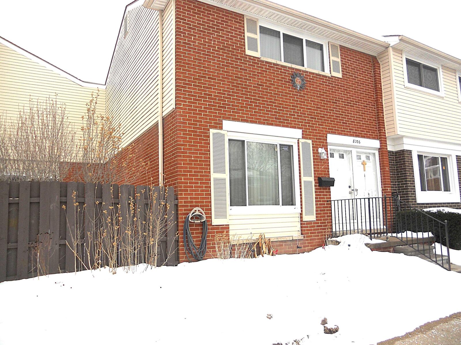 Property Photo:  8206 Farnum Avenue  MI 48093 