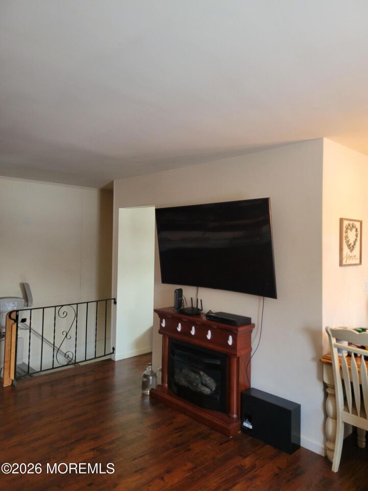 Property Photo:  470 Laurel Brook Drive  NJ 08724 