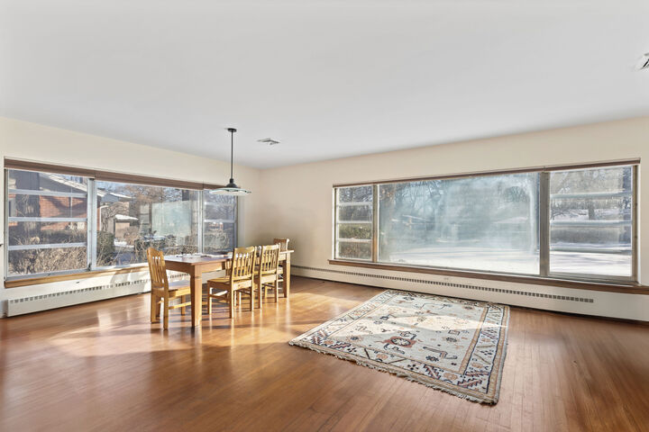 Property Photo:  2136 Linden Lane  IL 60067 