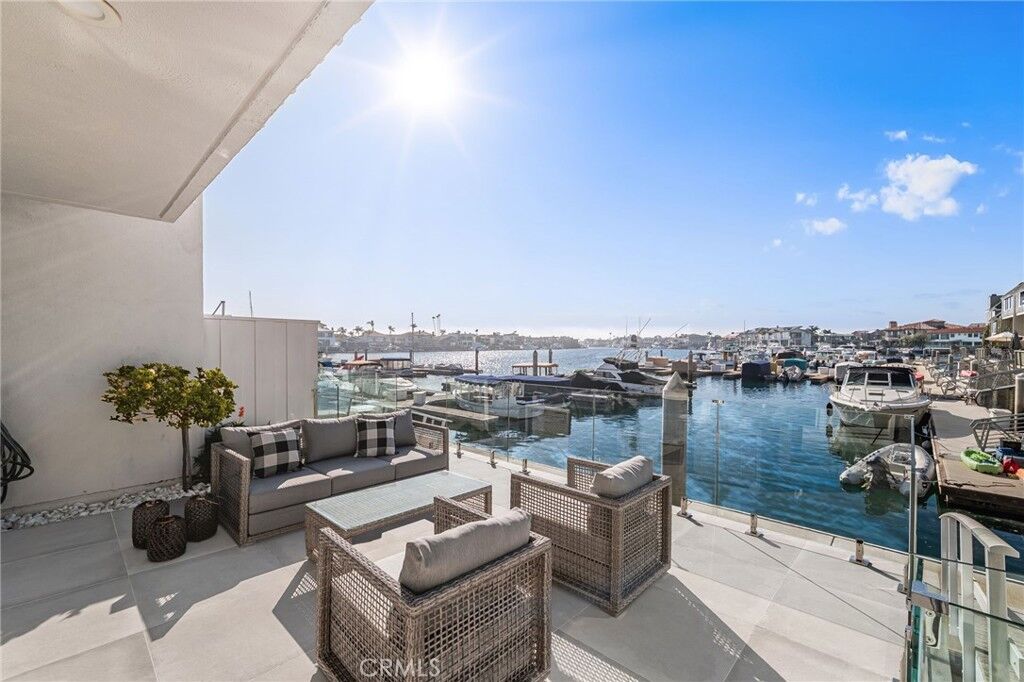 Property Photo:  16435 Harbour Lane 13  CA 92649 