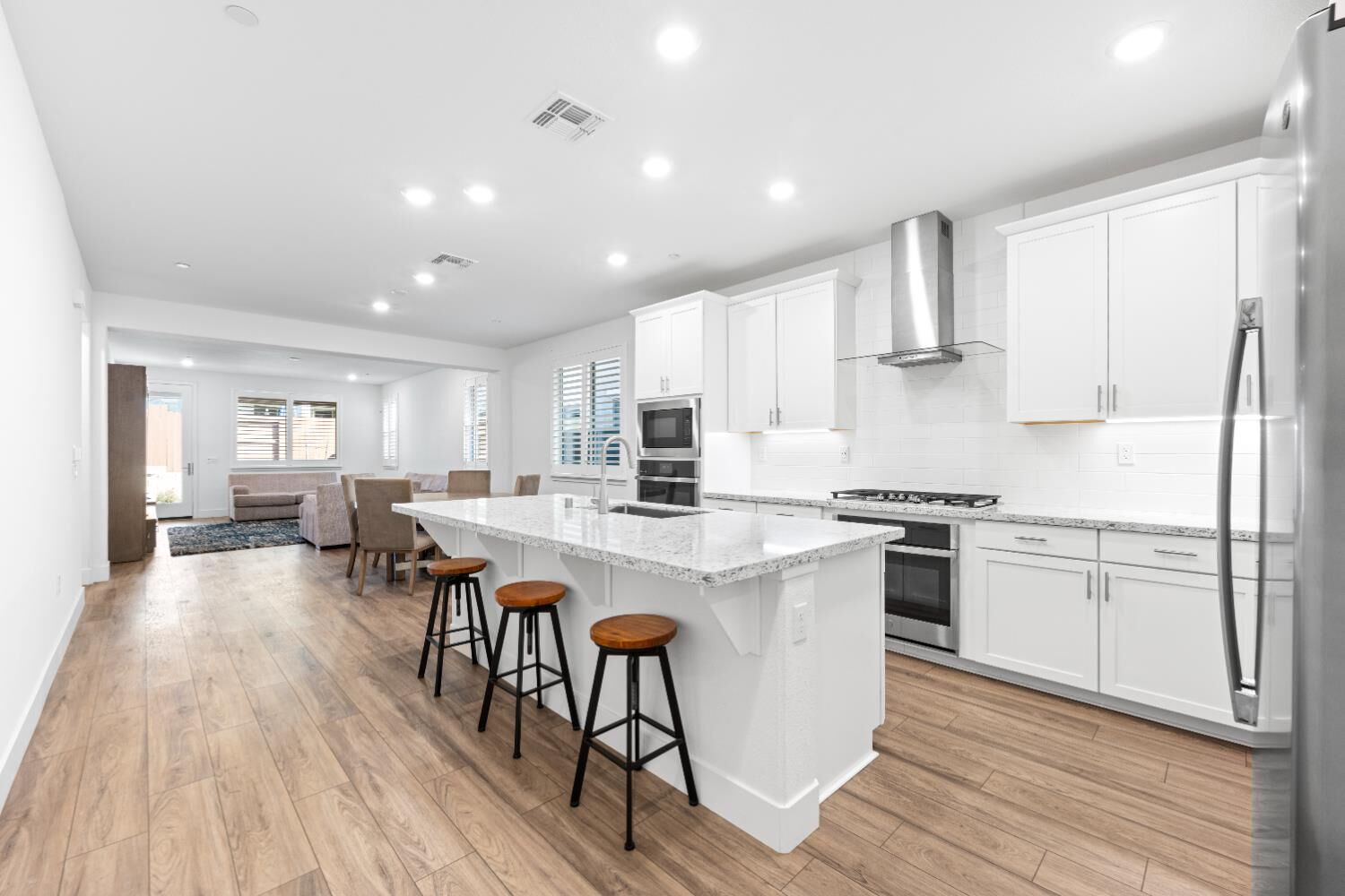 Property Photo:  8798 Cerro Vista Drive  CA 95762 