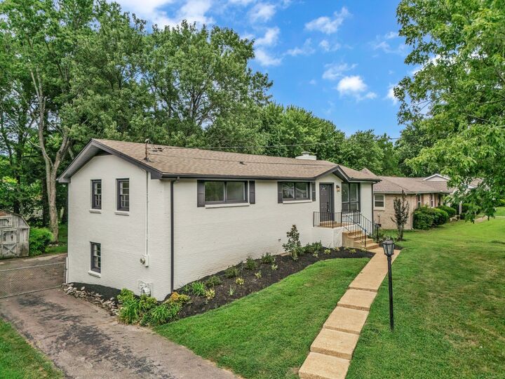 Property Photo:  662 Tobylynn Dr  TN 37211 