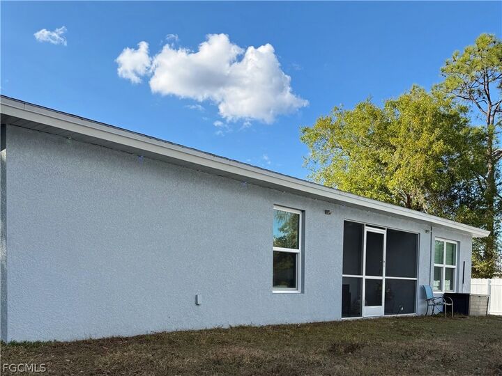 Property Photo:  7081 Brazil Circle  FL 33935 