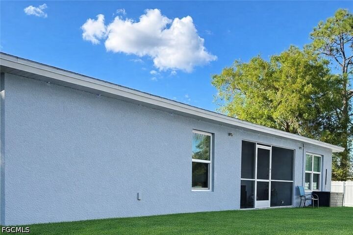 Property Photo:  7081 Brazil Circle  FL 33935 