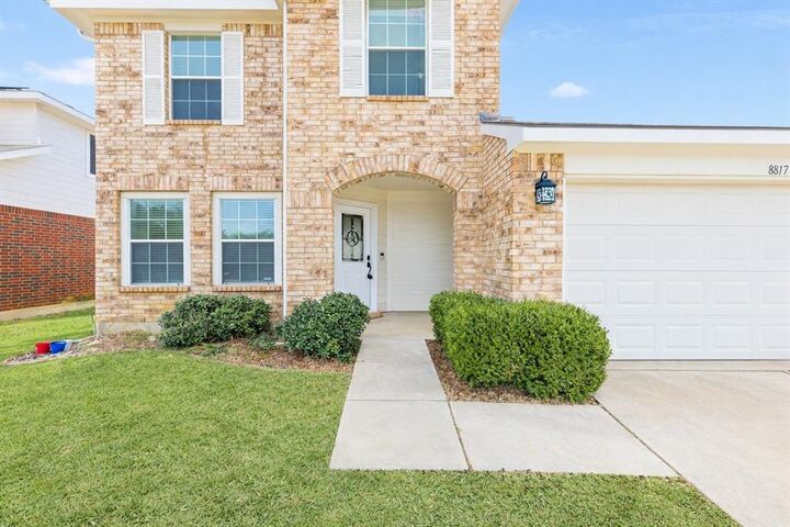 Property Photo:  8813 Chisholm Trail  TX 76227 