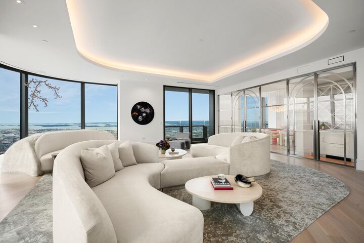 Property Photo: 1 Dalton St 5802 MA 02199