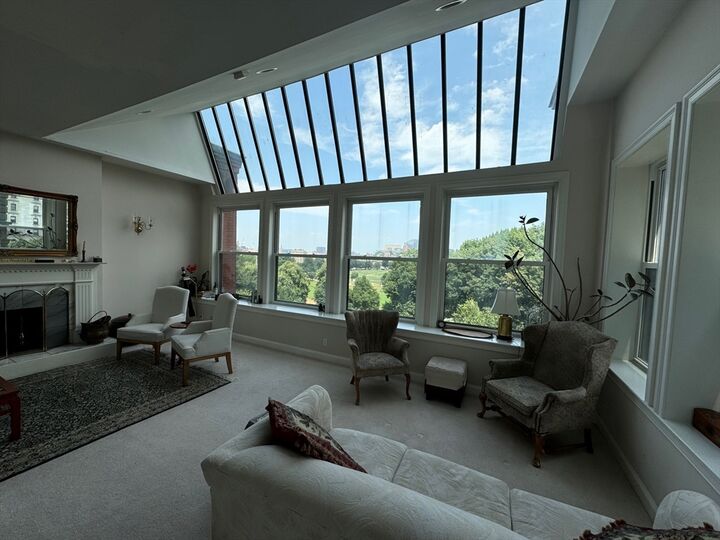 Property Photo:  132 Boylston St 5  MA 02116 