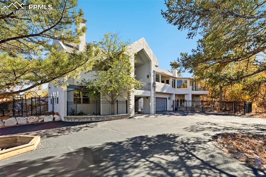 Property Photo:  714 Southern Cross Place  CO 80906 