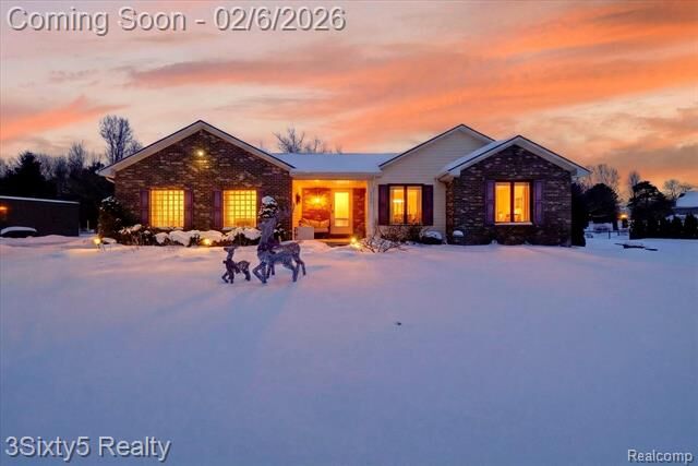 Property Photo: 4730 Bretton Lane MI 48356