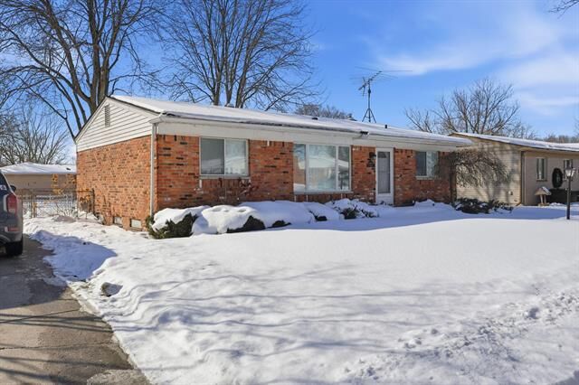 Property Photo:  50673 Jim Drive  MI 48047 