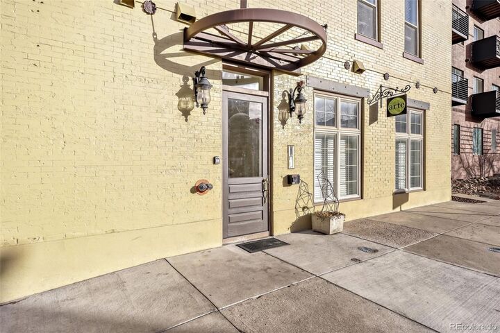 Property Photo:  800 E 18th Avenue 107  CO 80218 