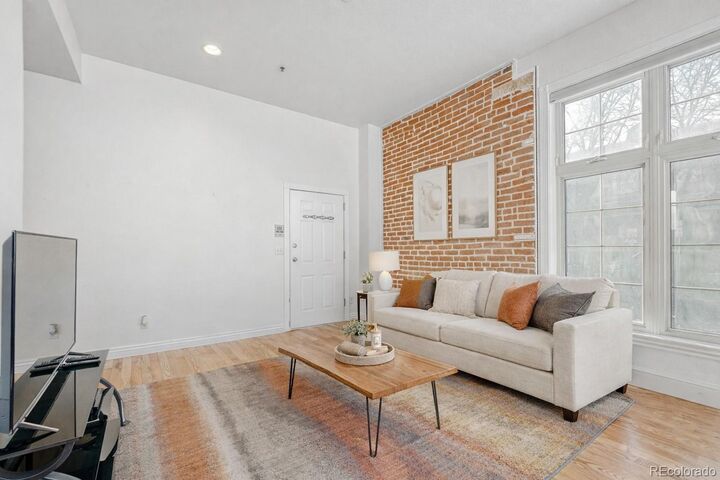 Property Photo:  800 E 18th Avenue 107  CO 80218 